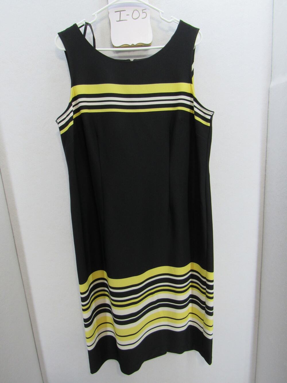 Maya Brooke dress, size 16